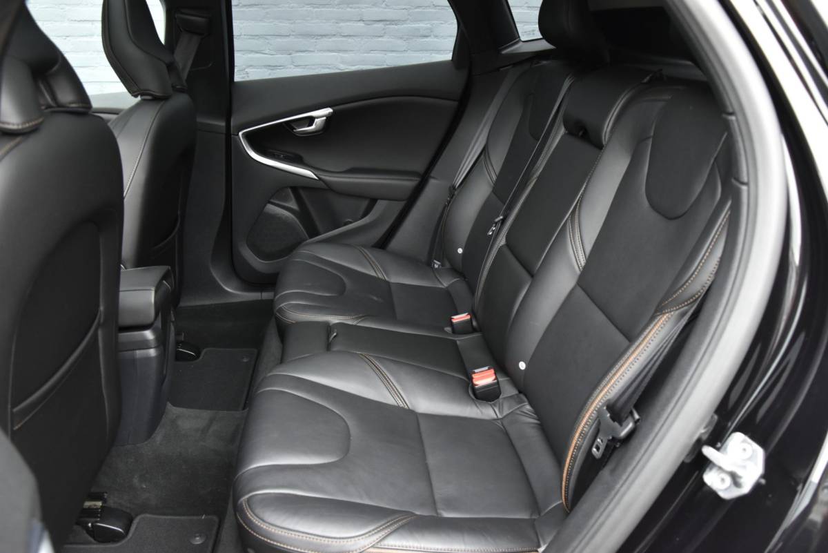 Volvo V40 Volvo V40 Cross Country 1.5 T3 Polar+ Luxury