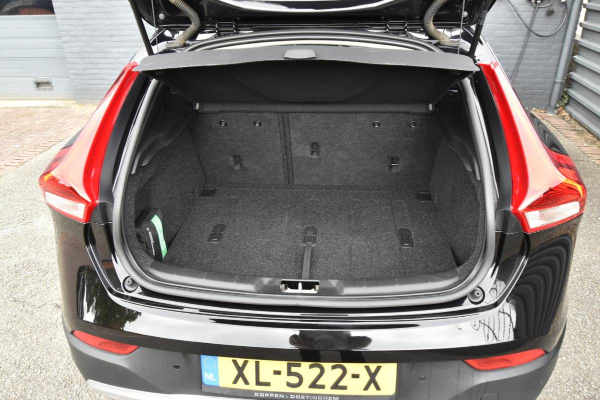 Volvo V40 Volvo V40 Cross Country 1.5 T3 Polar+ Luxury