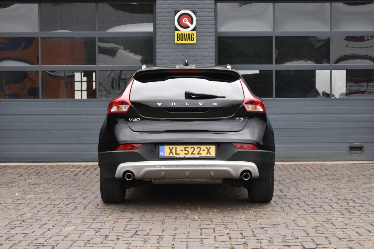 Volvo V40 Volvo V40 Cross Country 1.5 T3 Polar+ Luxury
