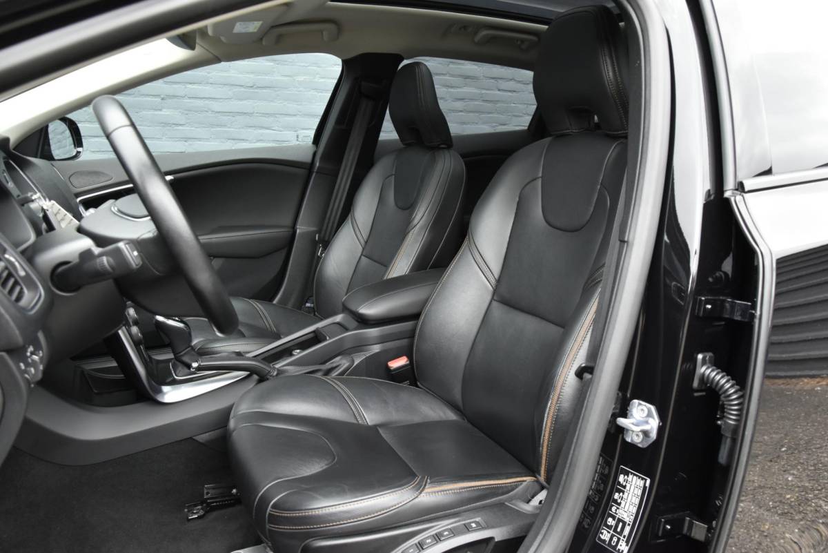 Volvo V40 Volvo V40 Cross Country 1.5 T3 Polar+ Luxury