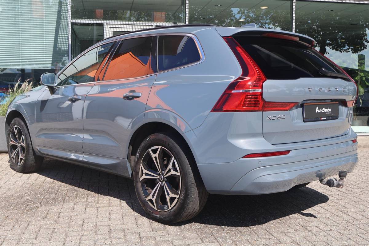 Volvo XC60 Volvo XC60 Inscription B5 250pk Geartronic Mild Hybrid I Trekhaak I Navi I Stoel/Stuurverwarming I 2300 KG trekgewicht!