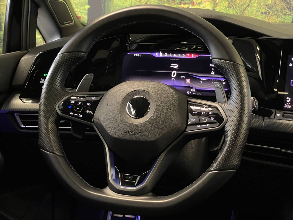 Volkswagen Golf Volkswagen Golf 2.0 TSI R 4Motion | Panoramadak | Harman Kardon | Apple Carplay | Keyless | Sfeerverlichting | Leder |
