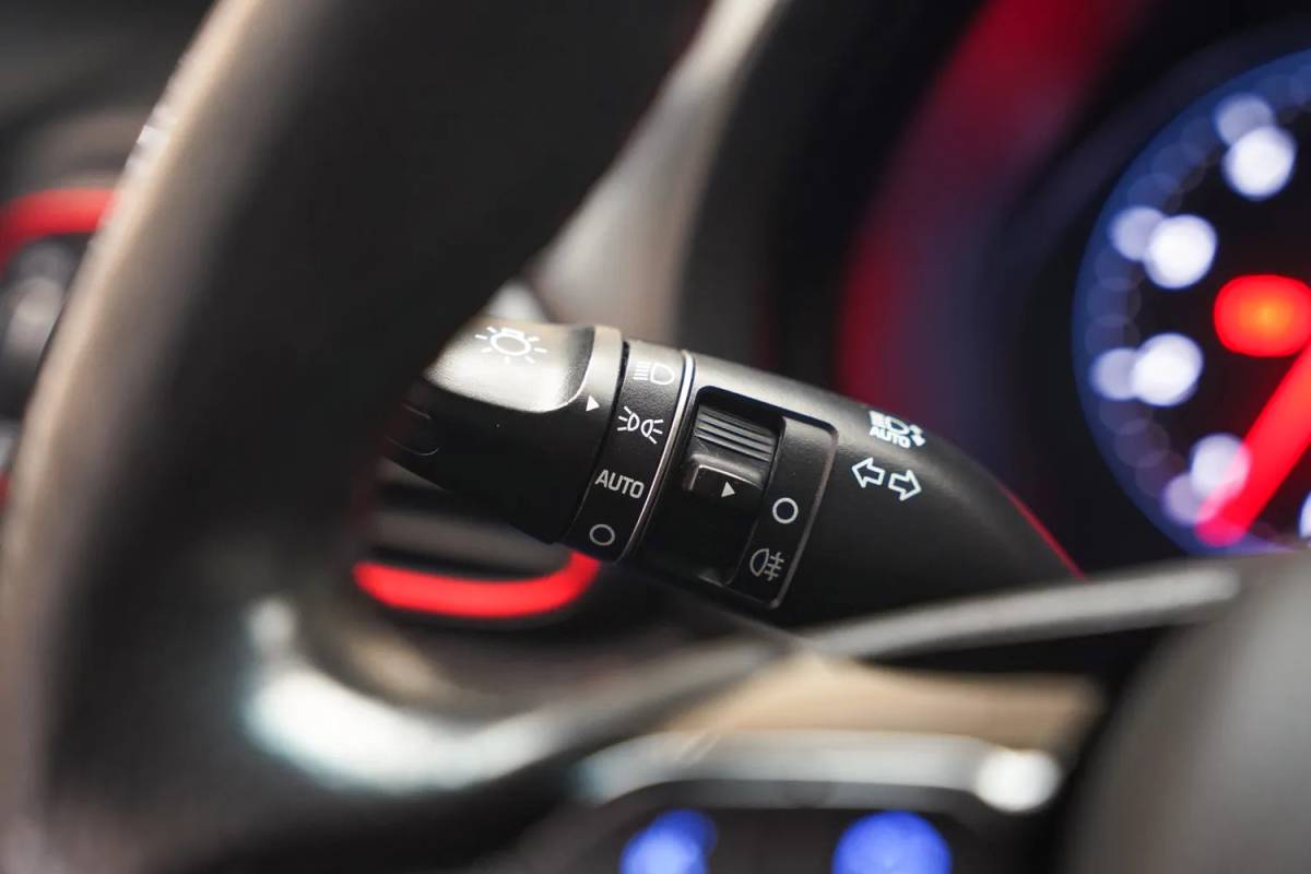 Hyundai i30 Hyundai i30 Fastback 2.0 T-GDI N2 275pk [ Schuifdak Camera Half Leder Led ]