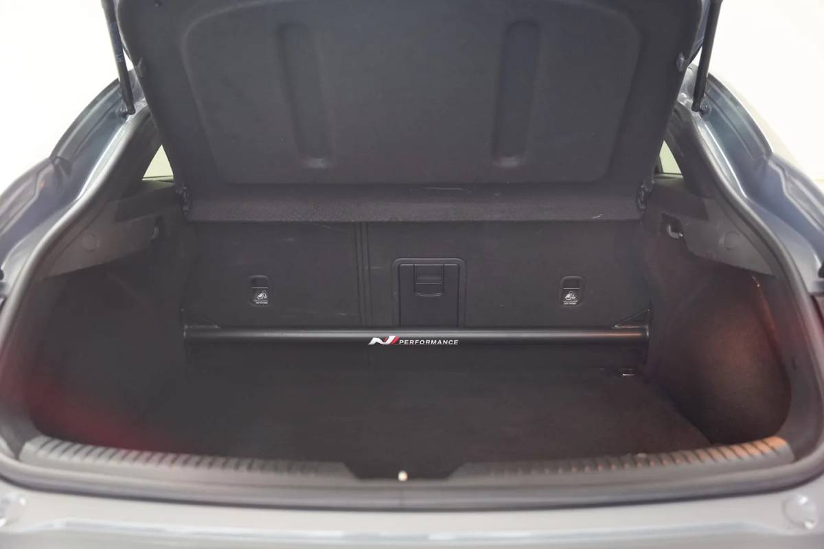 Hyundai i30 Hyundai i30 Fastback 2.0 T-GDI N2 275pk [ Schuifdak Camera Half Leder Led ]