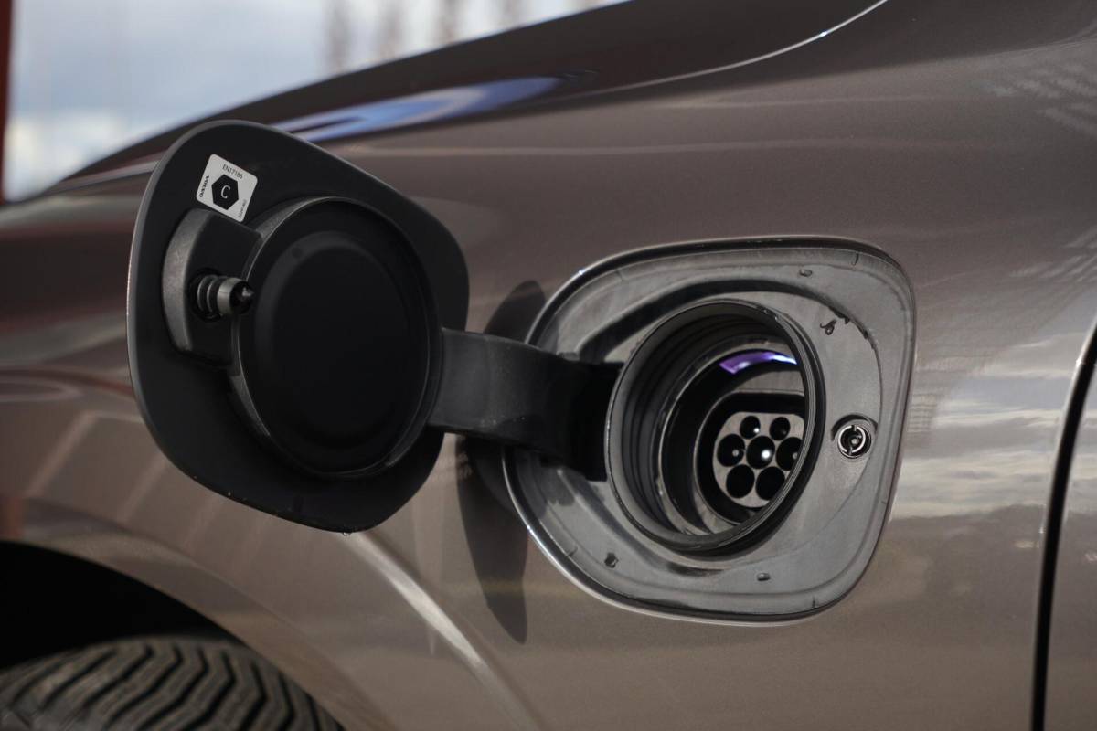 Volvo XC60 Volvo XC60 T6 Recharge AWD Inscription | Stoelverwarming | Trekhaak | Parkeercamera | Leder | Panoramadak | Keyless