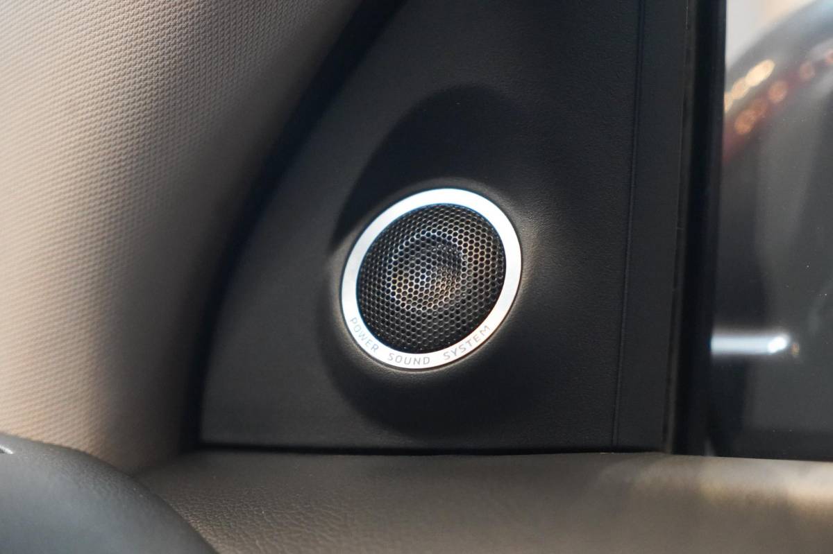Mitsubishi Outlander Mitsubishi Outlander 2.4 PHEV Intense+ Panorama|CarPlay|4WD|Elektrische achterklep