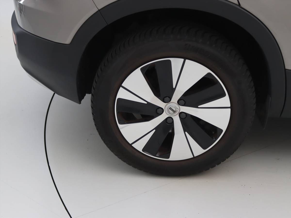 Volvo XC40 Volvo Xc40 T4 Twin Engine 211pk Geartronic Inscription Expression [ LEDER+TREKHAAK+CAMERA+WINTER PAKKET+PDC+CRUISE ]