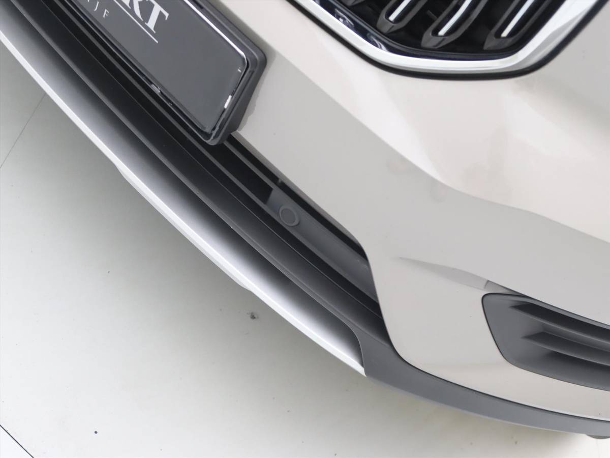 Volvo XC40 Volvo Xc40 T4 Twin Engine 211pk Geartronic Inscription Expression [ LEDER+TREKHAAK+CAMERA+WINTER PAKKET+PDC+CRUISE ]