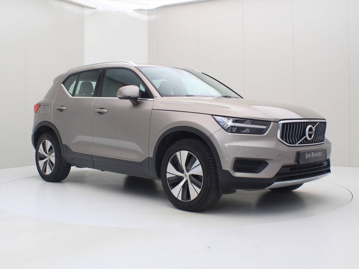 Volvo XC40 Volvo Xc40 T4 Twin Engine 211pk Geartronic Inscription Expression [ LEDER+TREKHAAK+CAMERA+WINTER PAKKET+PDC+CRUISE ]