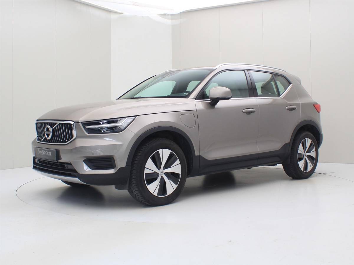Volvo XC40 Volvo Xc40 T4 Twin Engine 211pk Geartronic Inscription Expression [ LEDER+TREKHAAK+CAMERA+WINTER PAKKET+PDC+CRUISE ]
