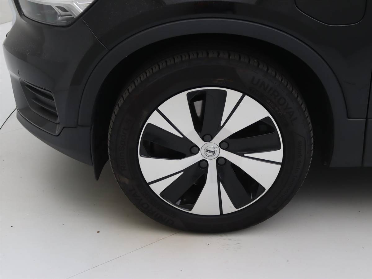 Volvo XC40 Volvo Xc40 T4 Twin Engine 211pk Geartronic Inscription Expression [ HARMAN&KARDON+CLIMAAT+CARPLAY+CRUISE+PDC+NAVIGATIE ]