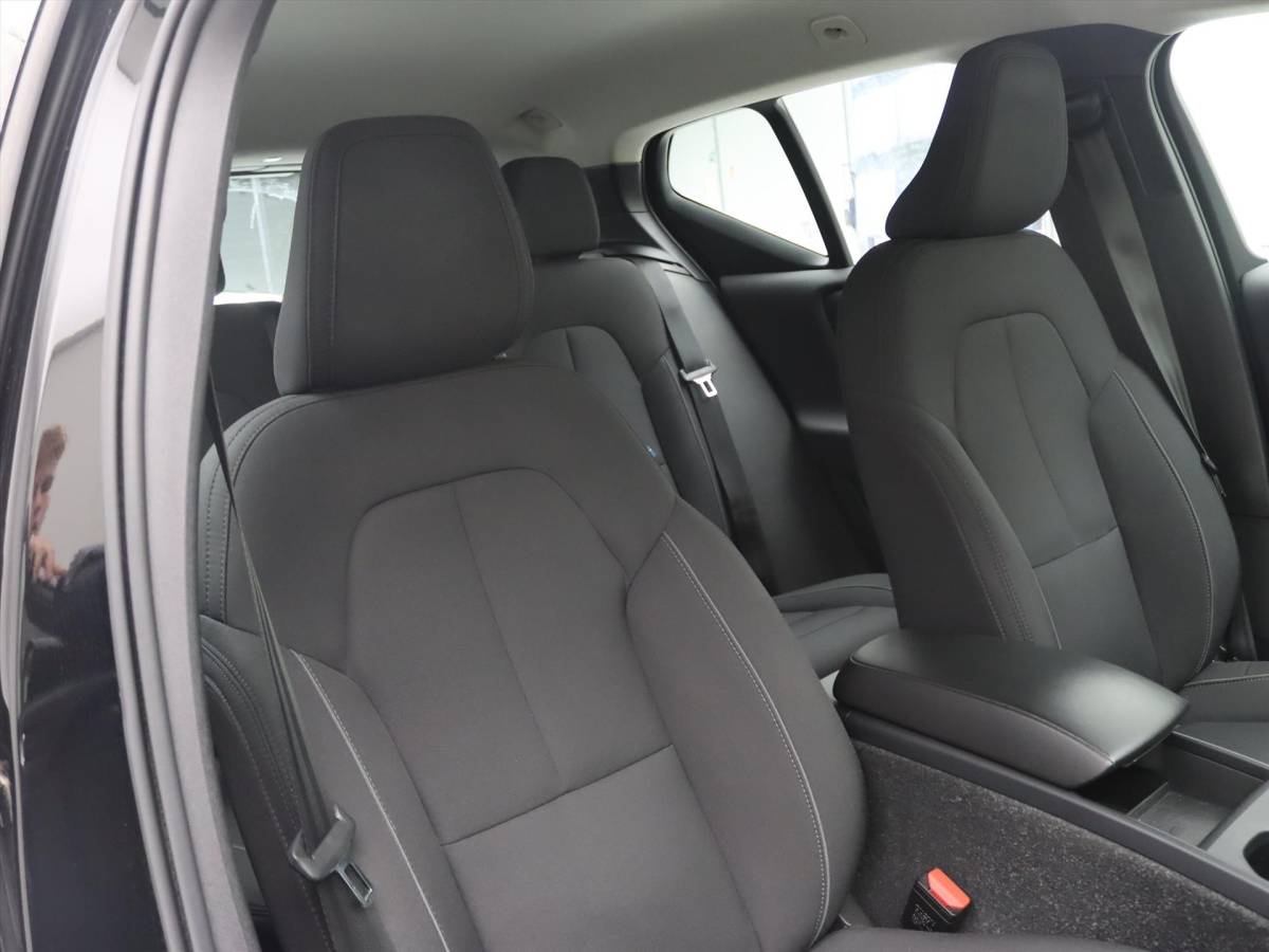 Volvo XC40 Volvo Xc40 T4 Twin Engine 211pk Geartronic Inscription Expression [ HARMAN&KARDON+CLIMAAT+CARPLAY+CRUISE+PDC+NAVIGATIE ]