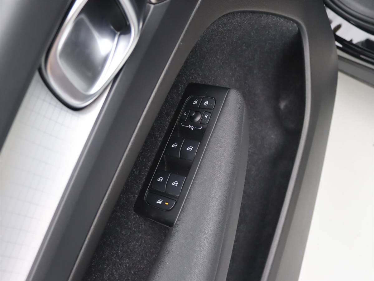 Volvo XC40 Volvo Xc40 T4 Twin Engine 211pk Geartronic Inscription Expression [ HARMAN&KARDON+CLIMAAT+CARPLAY+CRUISE+PDC+NAVIGATIE ]
