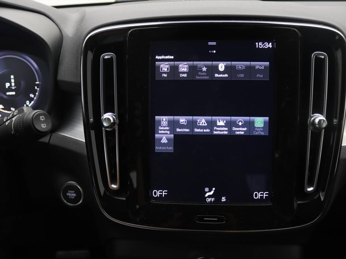 Volvo XC40 Volvo Xc40 T4 Twin Engine 211pk Geartronic Inscription Expression [ HARMAN&KARDON+CLIMAAT+CARPLAY+CRUISE+PDC+NAVIGATIE ]