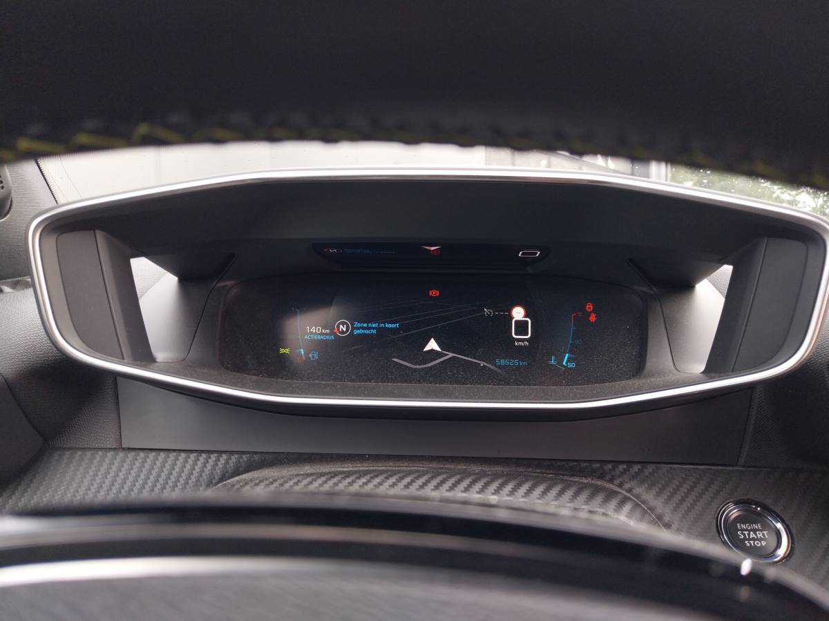 Peugeot 2008 Peugeot 2008 1.2 131 PK PureTech GT-Line VIRTUAL COCKPIT CAMERA HALF LEER LED NAVI CRUISE ECC TREKHAAK