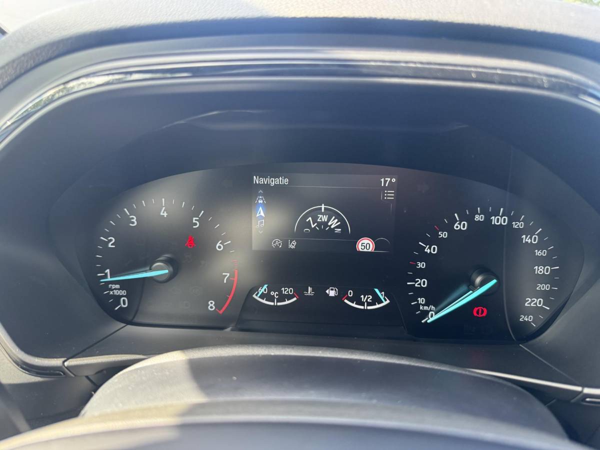 Ford Focus Ford Focus Wagon 1.0 EcoBoost Hybrid ST Line | Winter Pack | Driver Assistance Pack | Adaptive cruise control | Camera