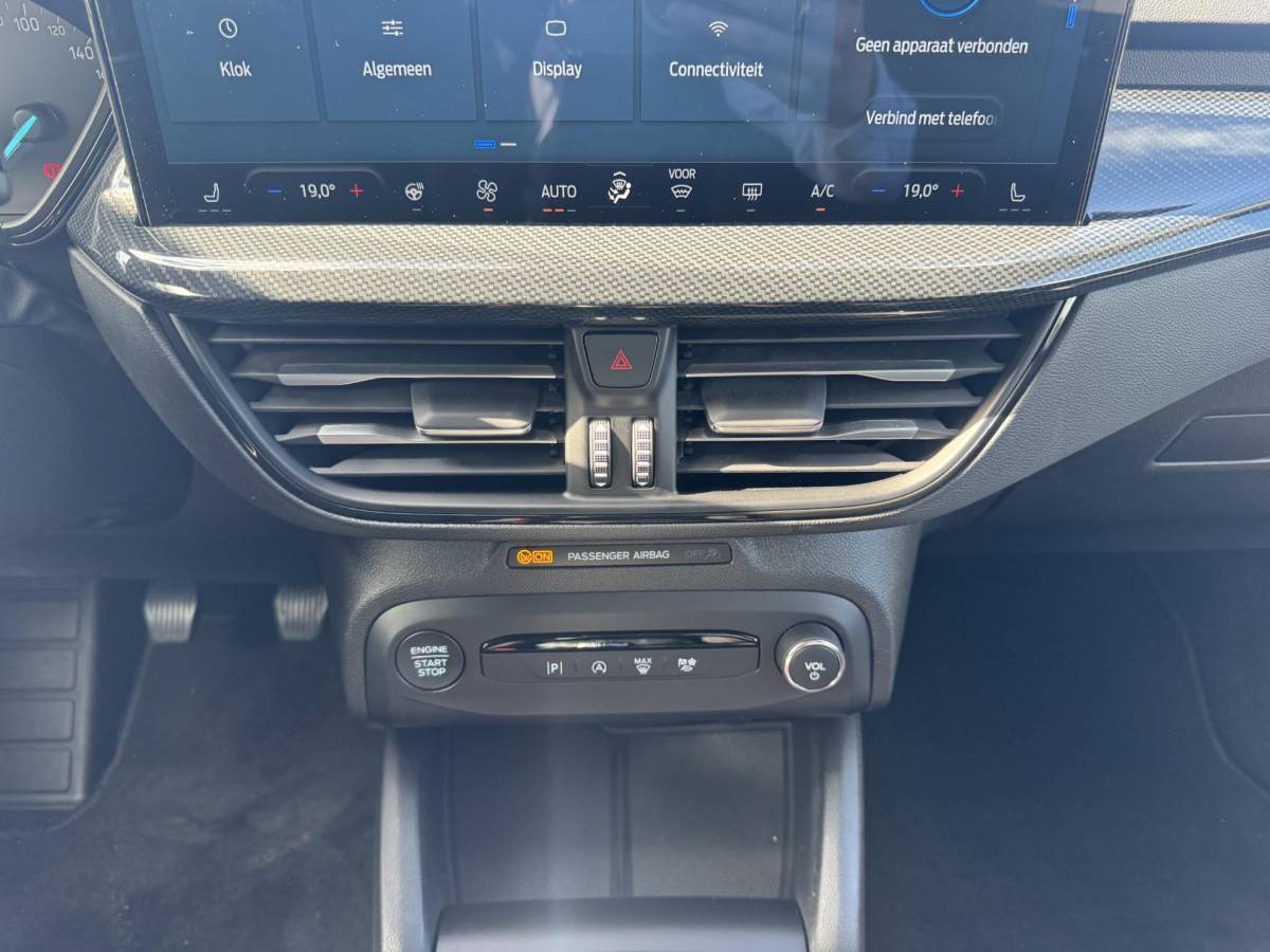 Ford Focus Ford Focus Wagon 1.0 EcoBoost Hybrid ST Line | Winter Pack | Driver Assistance Pack | Adaptive cruise control | Camera
