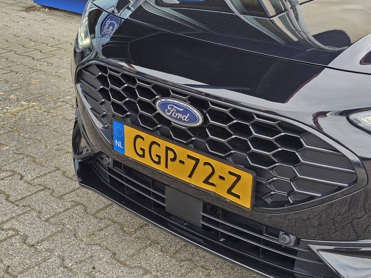 Ford Focus Ford Focus Wagon 1.0 EcoBoost Hybrid ST Line X | 155pk | Trekhaak | 18 inch | Bang&Olufsen | Adaptive cruise control | Elektrisch achterklep