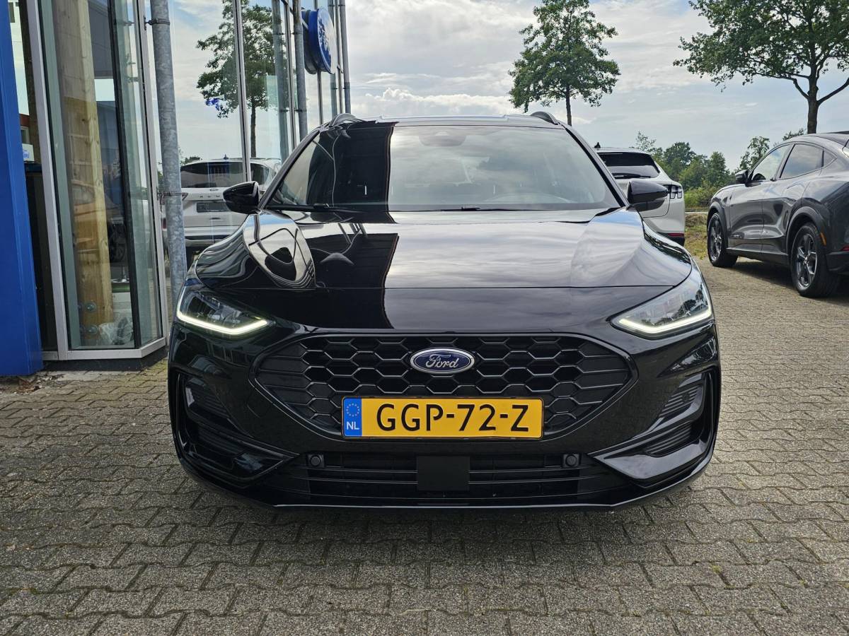 Ford Focus Ford Focus Wagon 1.0 EcoBoost Hybrid ST Line X | 155pk | Trekhaak | 18 inch | Bang&Olufsen | Adaptive cruise control | Elektrisch achterklep
