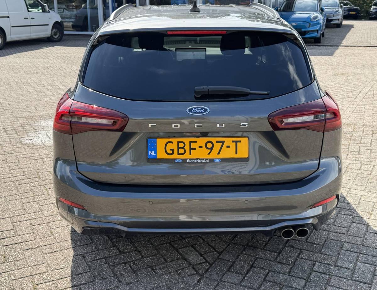 Ford Focus Ford Focus Wagon 1.0 EcoBoost Hybrid ST Line 125 pk | Winter Pack | Driver Assistance Pack | Adaptive cruise control