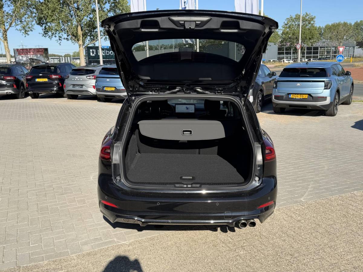 Ford Focus Ford Focus Wagon 1.0 EcoBoost Hybrid ST Line 125pk | Driver Assistance Pack | Winterpack
