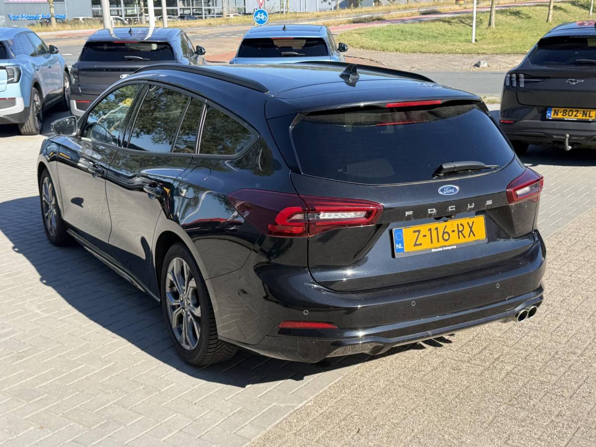 Ford Focus Ford Focus Wagon 1.0 EcoBoost Hybrid ST Line 125pk | Driver Assistance Pack | Winterpack