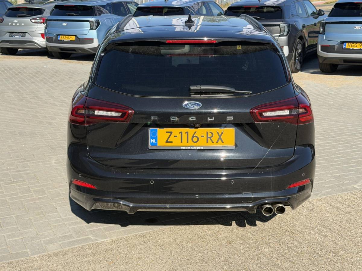 Ford Focus Ford Focus Wagon 1.0 EcoBoost Hybrid ST Line 125pk | Driver Assistance Pack | Winterpack