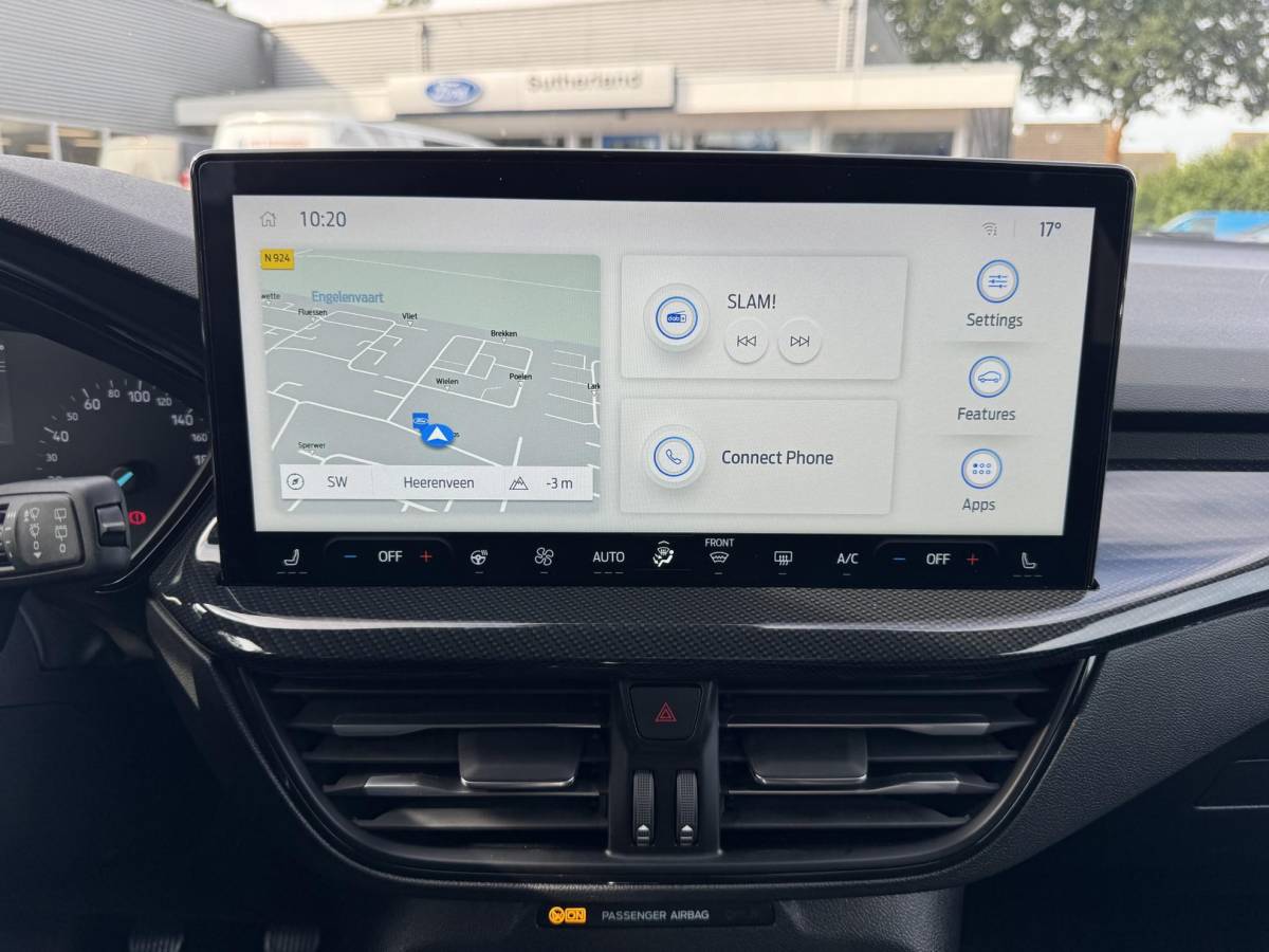 Ford Focus Ford Focus Wagon 1.0 EcoBoost Hybrid ST Line | Adaptive cruise control | Winter Pack | Driver Assistance Pack