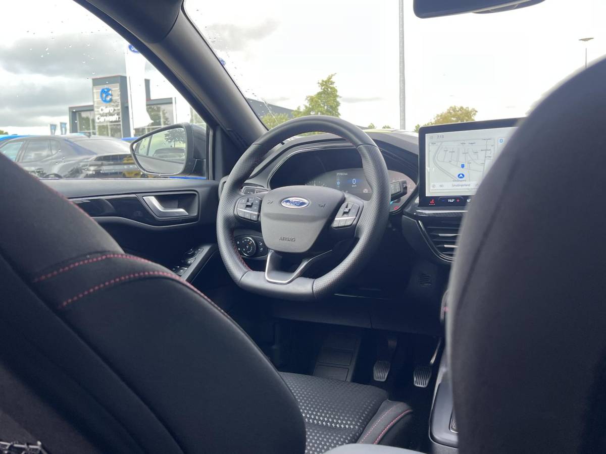 Ford Focus Ford Focus Wagon 1.0 EcoBoost Hybrid ST Line | Winter Pack | Adaptive cruise control | Driver Assitance Pack