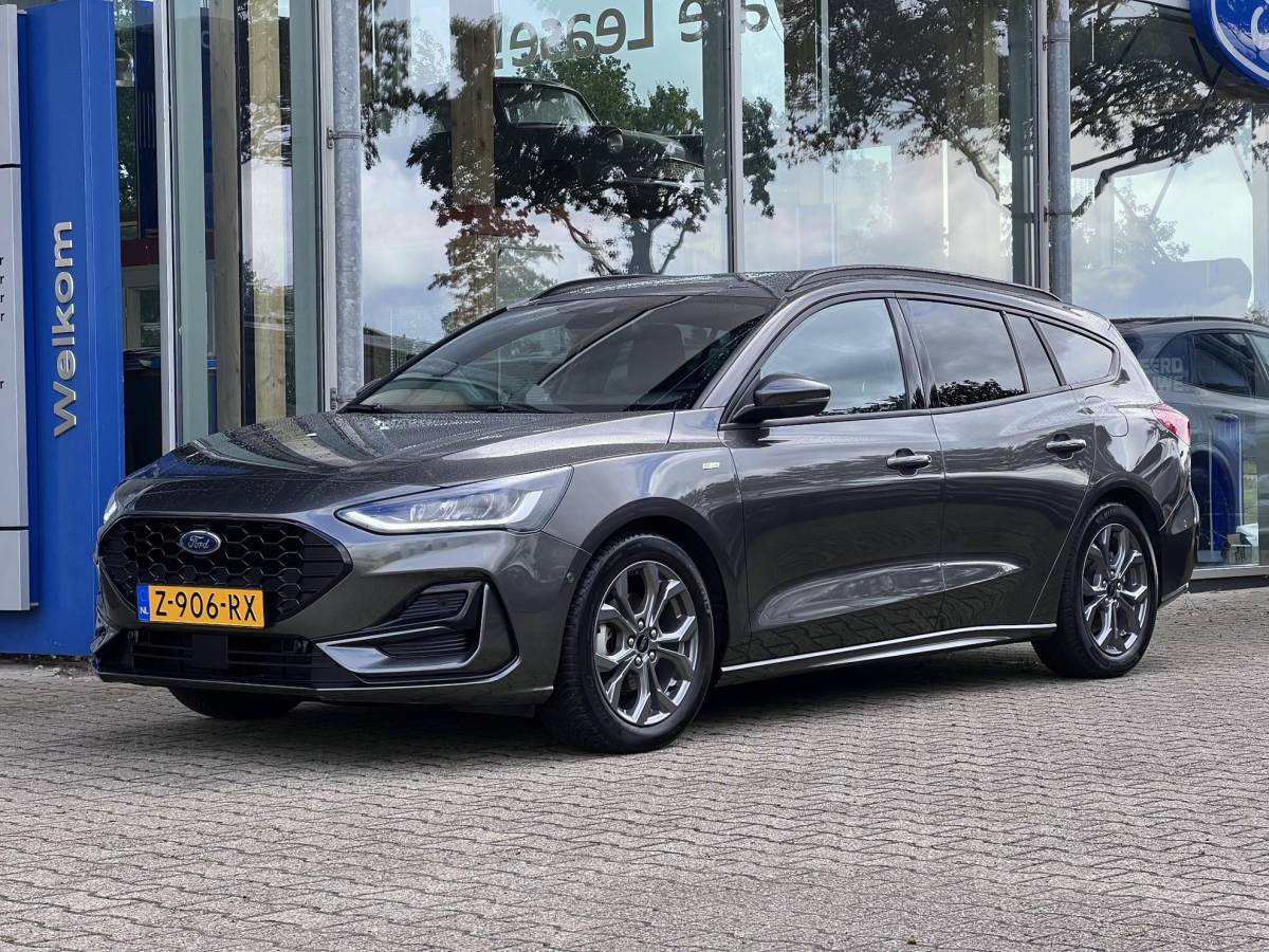 Ford Focus Ford Focus Wagon 1.0 EcoBoost Hybrid ST Line | Winter Pack | Adaptive cruise control | Driver Assitance Pack
