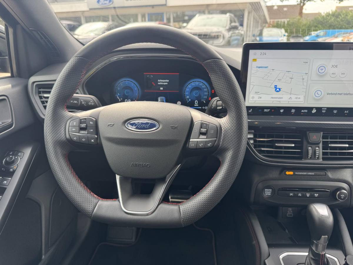 Ford Focus Ford Focus Wagon 1.0 EcoBoost Hybrid ST Line X 155pk Automaat | Trekhaak | Winter Pack | Adaptive cruise control | Bang&Olufsen | AGR-stoelen