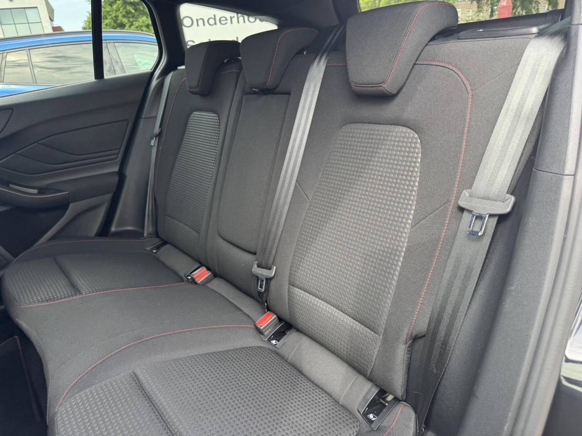 Ford Focus Ford Focus Wagon 1.0 EcoBoost Hybrid ST Line X 155pk Automaat | Trekhaak | Winter Pack | Adaptive cruise control | Bang&Olufsen | AGR-stoelen