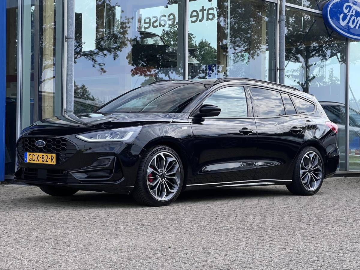 Ford Focus Ford Focus Wagon 1.0 EcoBoost Hybrid ST Line X 155pk Automaat | Trekhaak | 18 inch | Bang&Olufsen | Adaptive cruise control | Elektrisch achterklep
