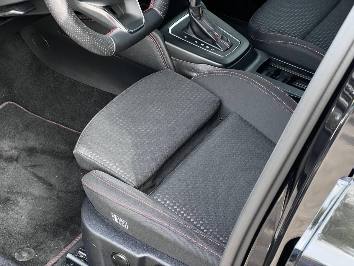 Ford Focus Ford Focus Wagon 1.0 EcoBoost Hybrid ST Line X 155pk Automaat | Trekhaak | 18 inch | Bang&Olufsen | Adaptive cruise control | Elektrisch achterklep