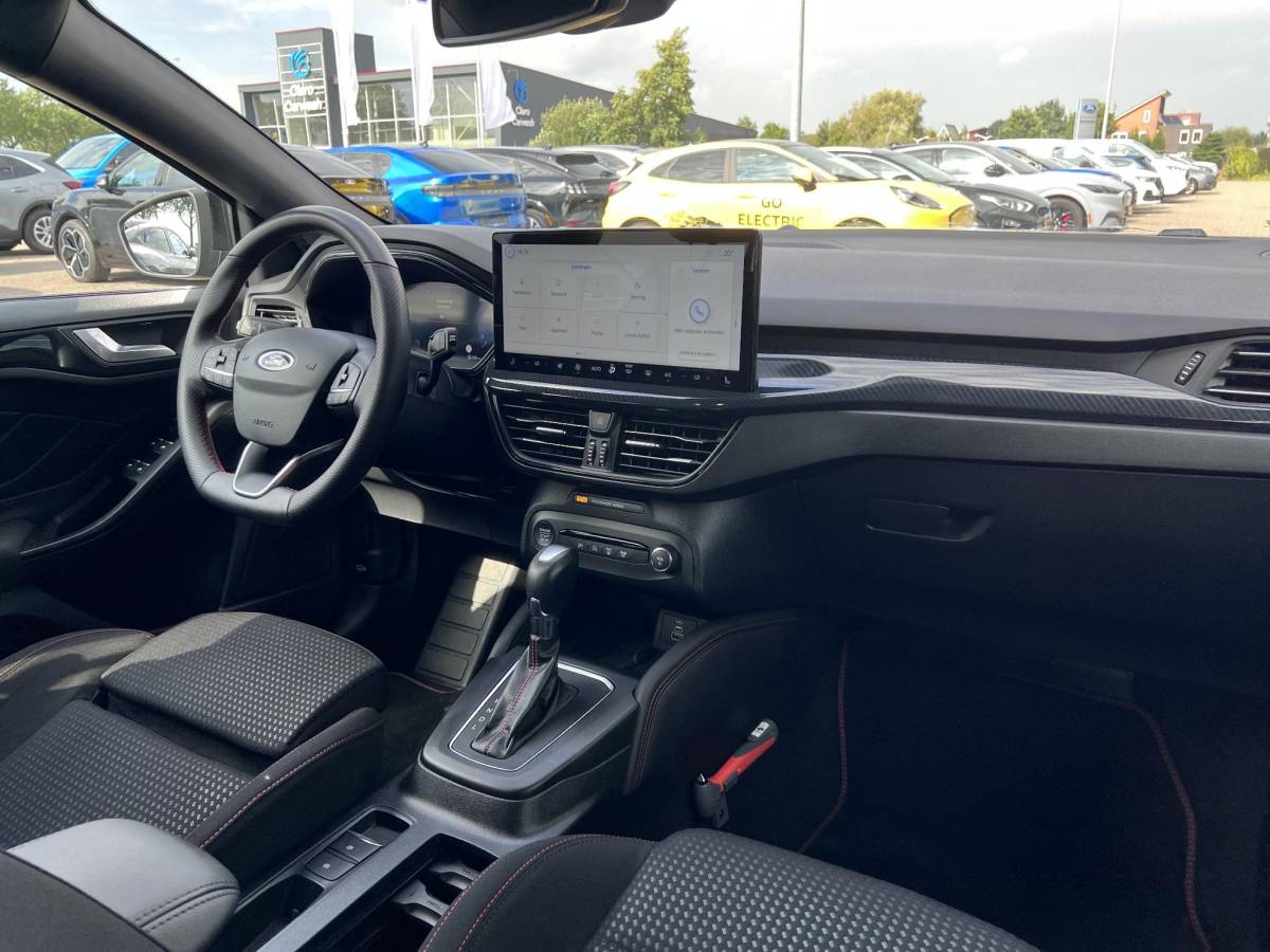 Ford Focus Ford Focus Wagon 1.0 EcoBoost Hybrid ST Line X 155pk Automaat | Trekhaak | 18 inch | Bang&Olufsen | Adaptive cruise control | Elektrisch achterklep
