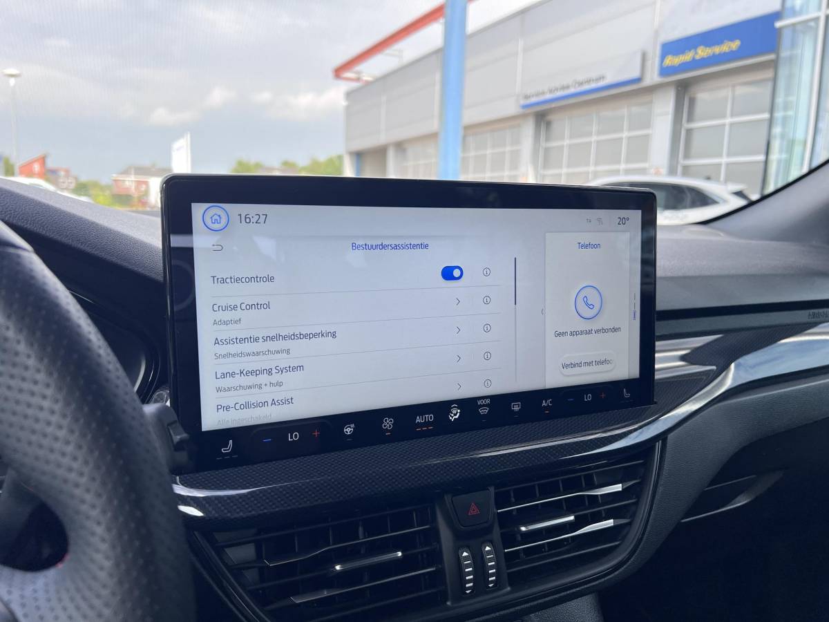 Ford Focus Ford Focus Wagon 1.0 EcoBoost Hybrid ST Line X 155pk Automaat | Trekhaak | 18 inch | Bang&Olufsen | Adaptive cruise control | Elektrisch achterklep