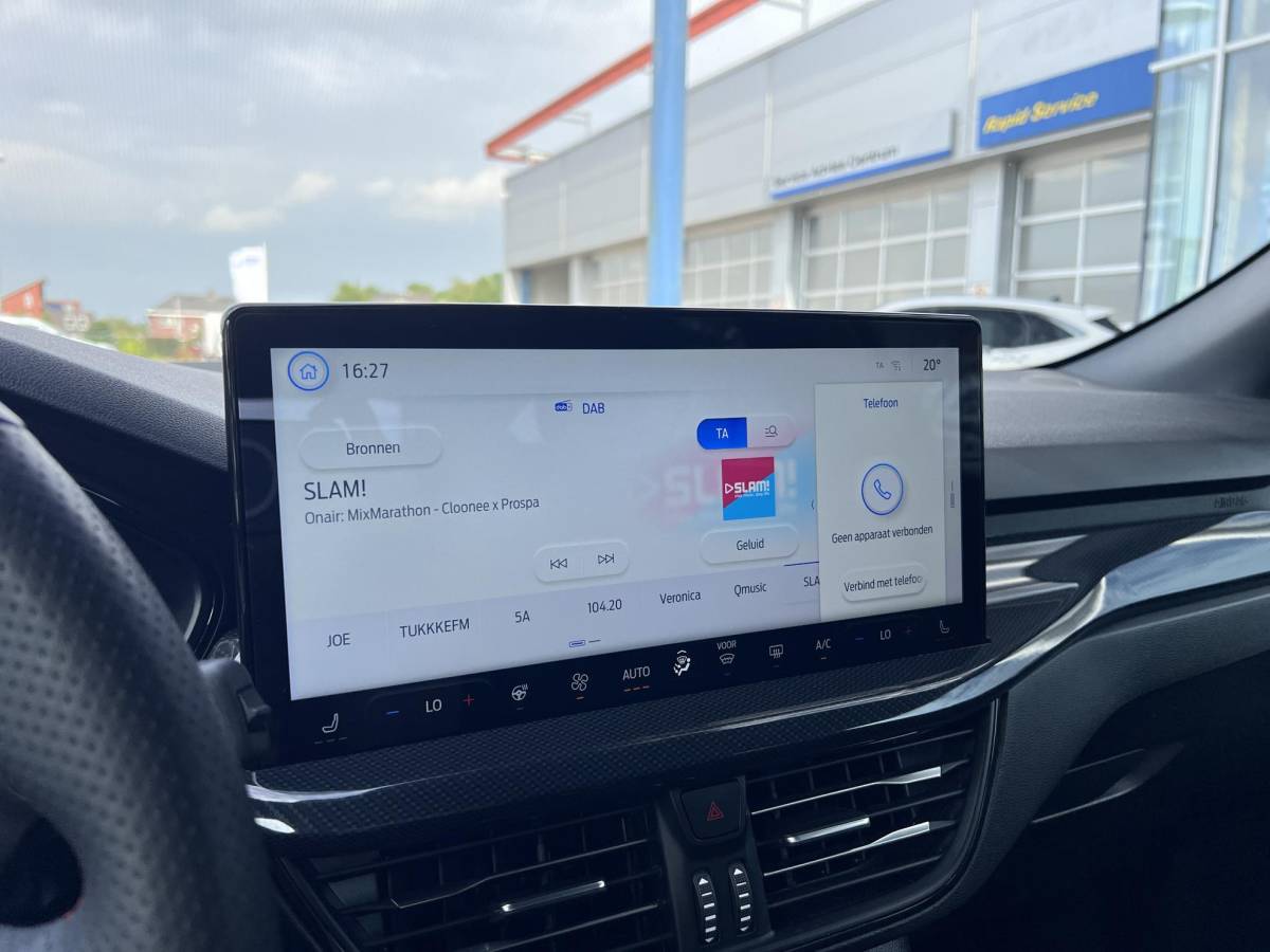 Ford Focus Ford Focus Wagon 1.0 EcoBoost Hybrid ST Line X 155pk Automaat | Trekhaak | 18 inch | Bang&Olufsen | Adaptive cruise control | Elektrisch achterklep