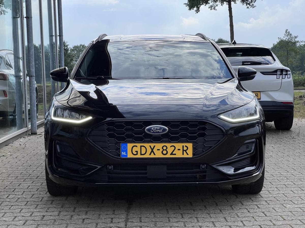Ford Focus Ford Focus Wagon 1.0 EcoBoost Hybrid ST Line X 155pk Automaat | Trekhaak | 18 inch | Bang&Olufsen | Adaptive cruise control | Elektrisch achterklep