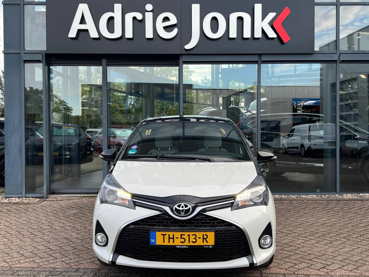 Toyota Yaris Toyota Yaris 1.0 VVT-i Trend | CRUISE CONTROL | ACHTERUITRIJCAMERA | BI-TONE | CLIMATE CONTROL | ALL SEASON BANCEN | 16 INCH LMV |