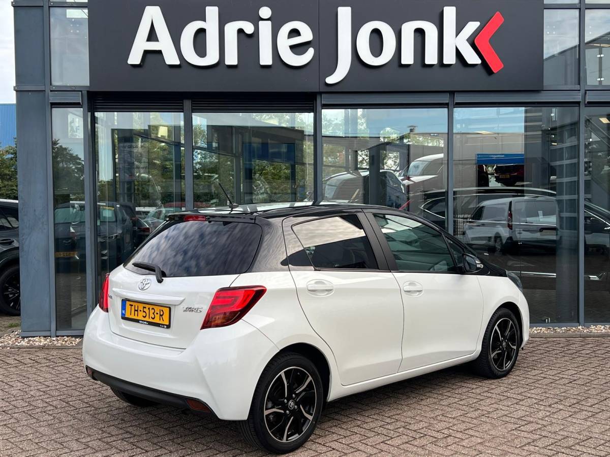 Toyota Yaris Toyota Yaris 1.0 VVT-i Trend | CRUISE CONTROL | ACHTERUITRIJCAMERA | BI-TONE | CLIMATE CONTROL | ALL SEASON BANCEN | 16 INCH LMV |