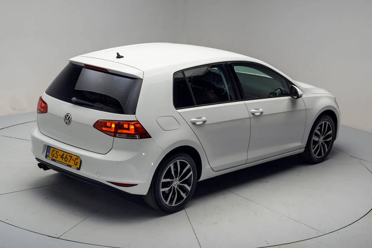 Volkswagen Golf Volkswagen Golf 1.4 TSI ACT Highline 5-drs Aut. [ Xenon Leder Navi Clima ]