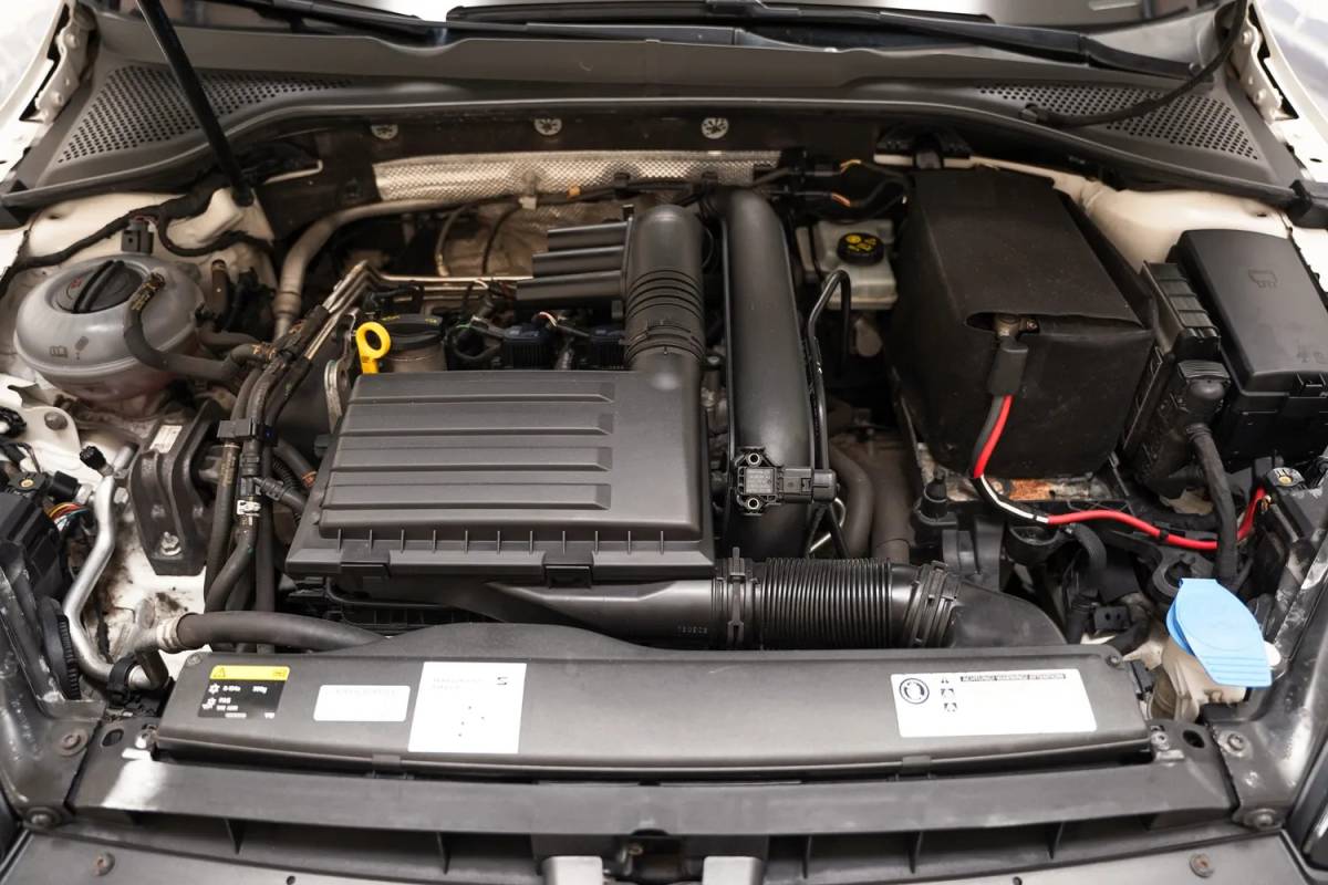 Volkswagen Golf Volkswagen Golf 1.4 TSI ACT Highline 5-drs Aut. [ Xenon Leder Navi Clima ]