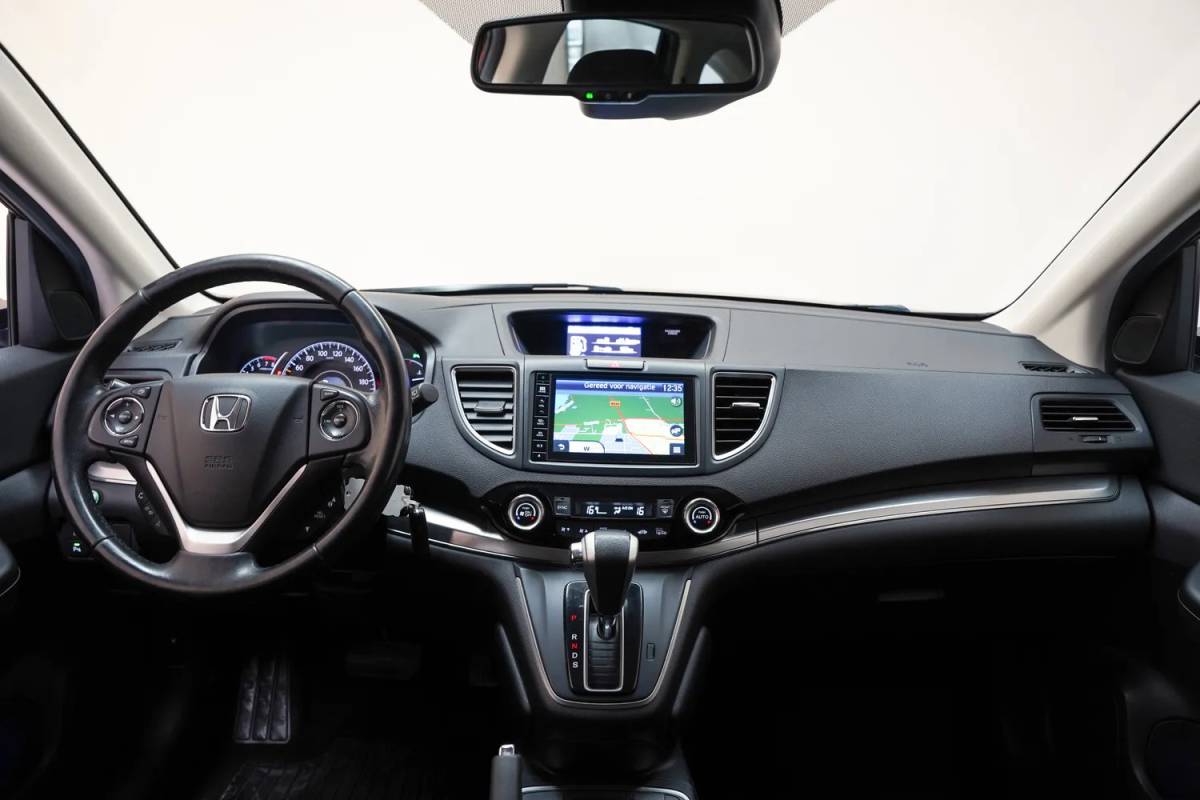 Honda CR-V Honda Cr-v 2.0 4WD Lifestyle Aut. [ Stoelverwarming camera Navi ]