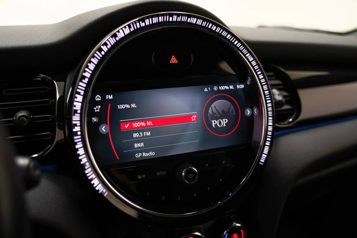 MINI Electric Mini Mini Electric Classic 33 kWh [ Navi Apple/Android Clima Stoelverwarming PDC ]