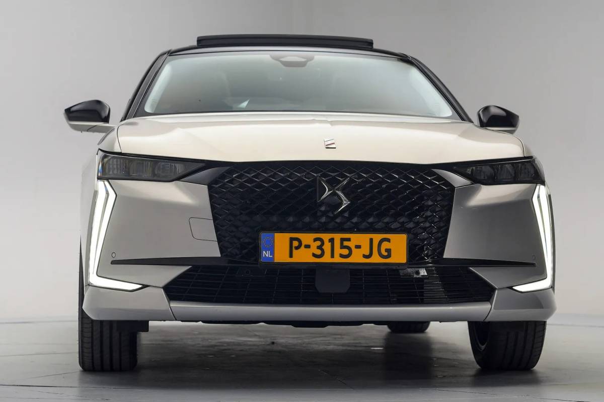 DS DS 4 DS DS 4 E-Tense Trocadero Aut. [ Panoramdak Camera Head-up Leder ]