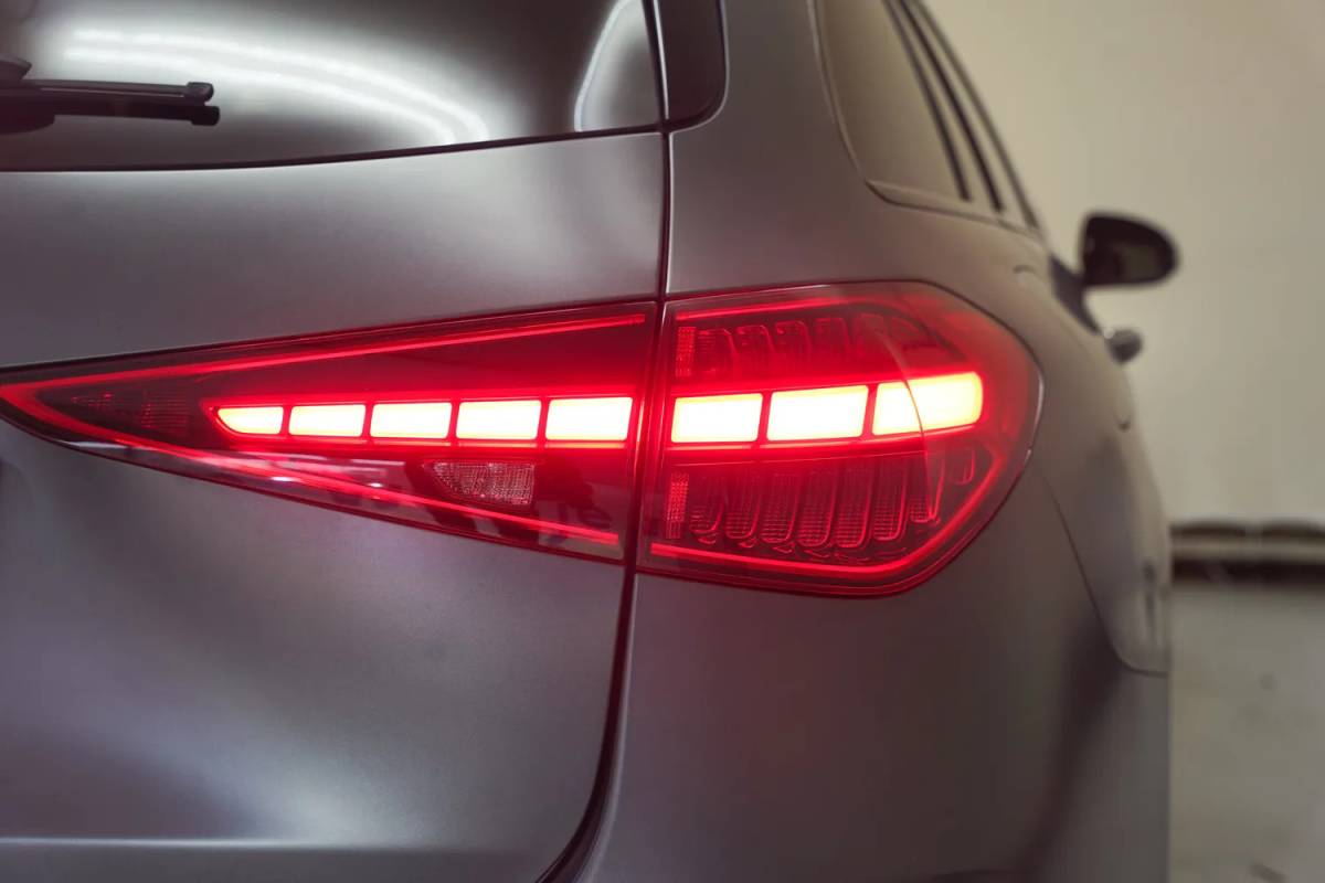 Mercedes-Benz C-Klasse Mercedes-Benz C-Klasse Estate 300 e AMG Night [ Magno ][ Sfeer Navi Camera Stoelverwarming ]
