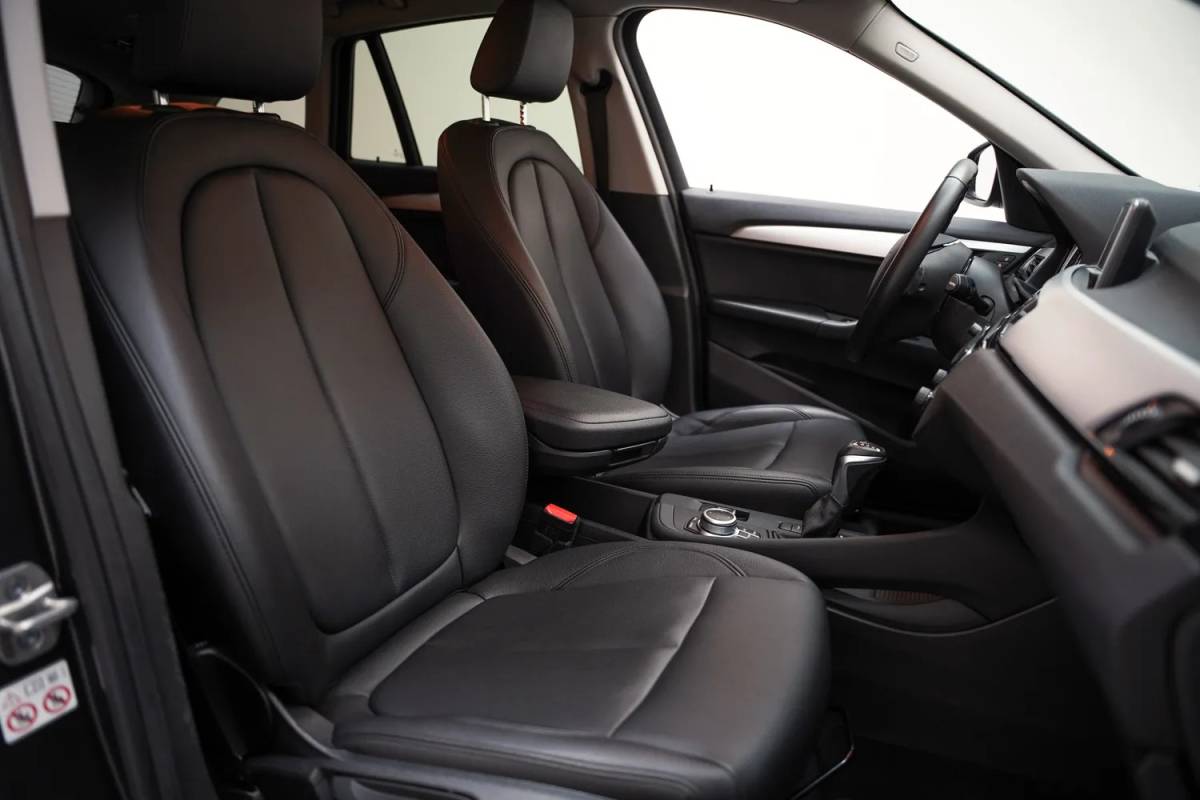BMW X1 BMW X1 xDrive25e Executive [ LED Leder Navi prof. Stoelverwarming ]