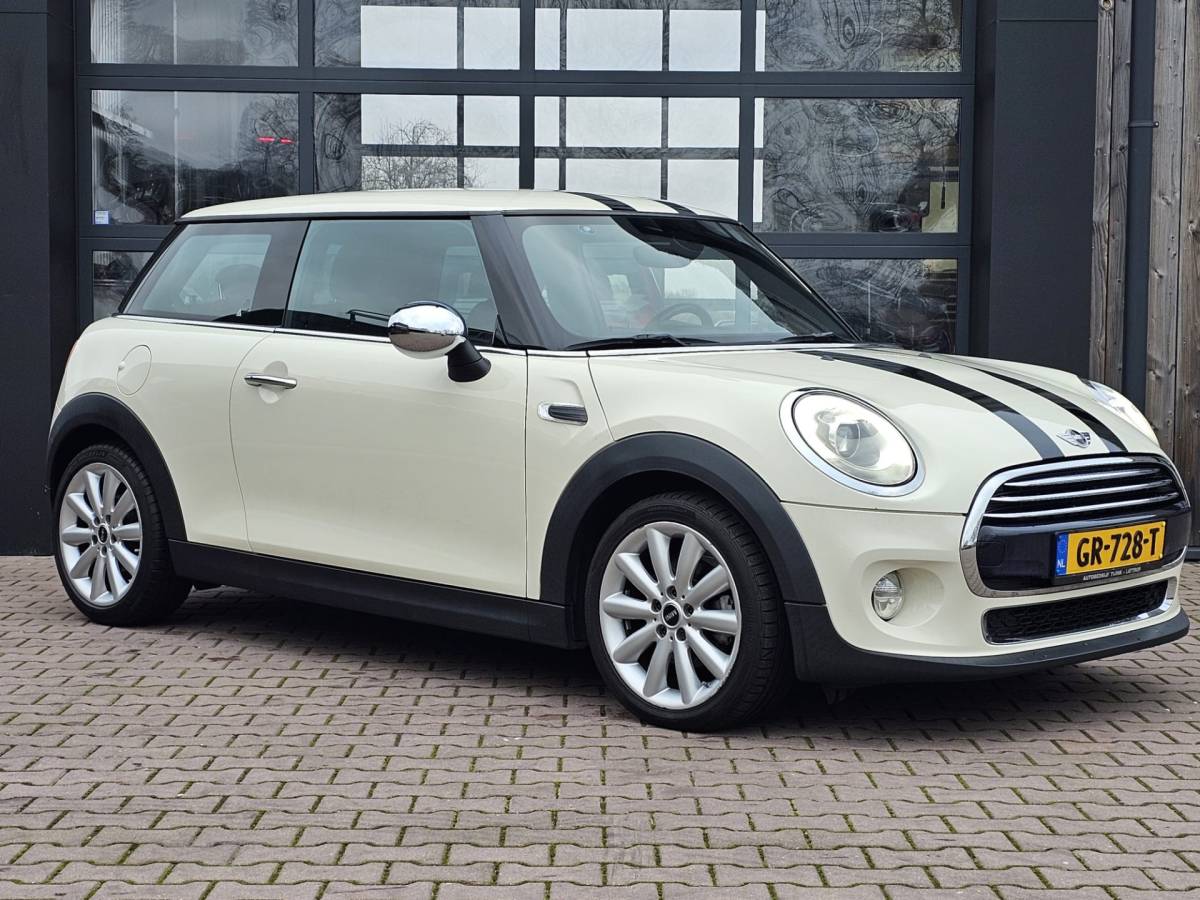 MINI Cooper MINI Mini 1.5  Cooper Business | Automaat | LED | Airco | Cruise | Navi | PDC | LMV |