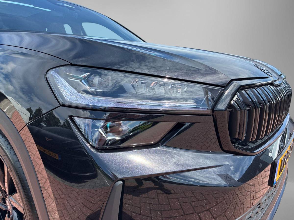 Škoda Kodiaq Skoda Kodiaq 1.5 TSI PHEV Sportline Business | Comfort Pakket | 20 inch velgen Rila, zwart | Parkeer Pakket | Trekhaak wegklapbaar | panoramisch schuif-/kanteldak |