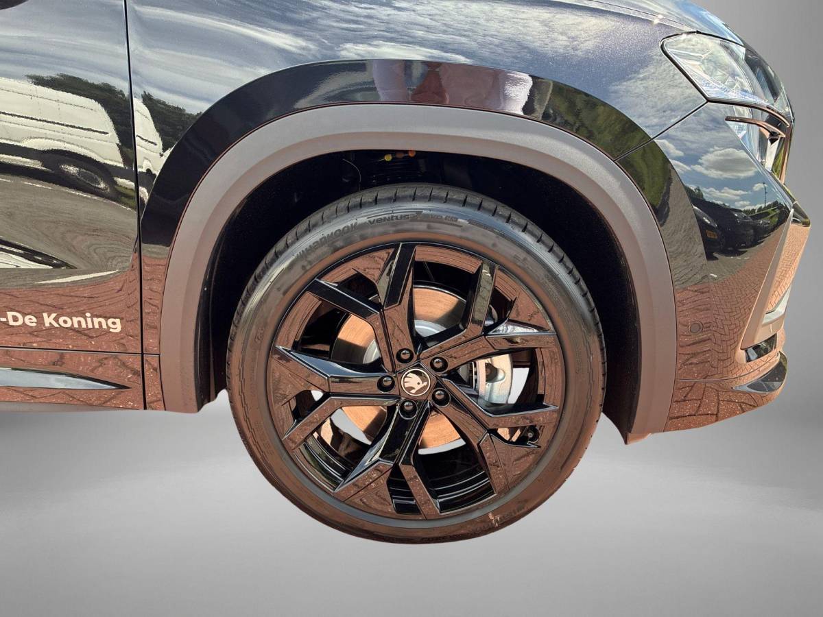 Škoda Kodiaq Skoda Kodiaq 1.5 TSI PHEV Sportline Business | Comfort Pakket | 20 inch velgen Rila, zwart | Parkeer Pakket | Trekhaak wegklapbaar | panoramisch schuif-/kanteldak |